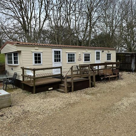 Static Mobile Home Set In Our 20 Acres Of Farmland Horspath Екстер'єр фото